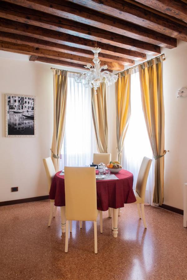Ve-Nice Suite San Marco C4439 เวนิส ภายนอก รูปภาพ